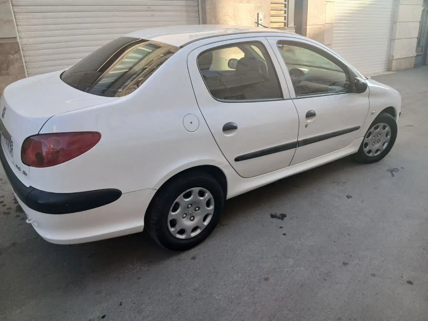پژو ۲۰۶ صندوق دار v8 - 1395