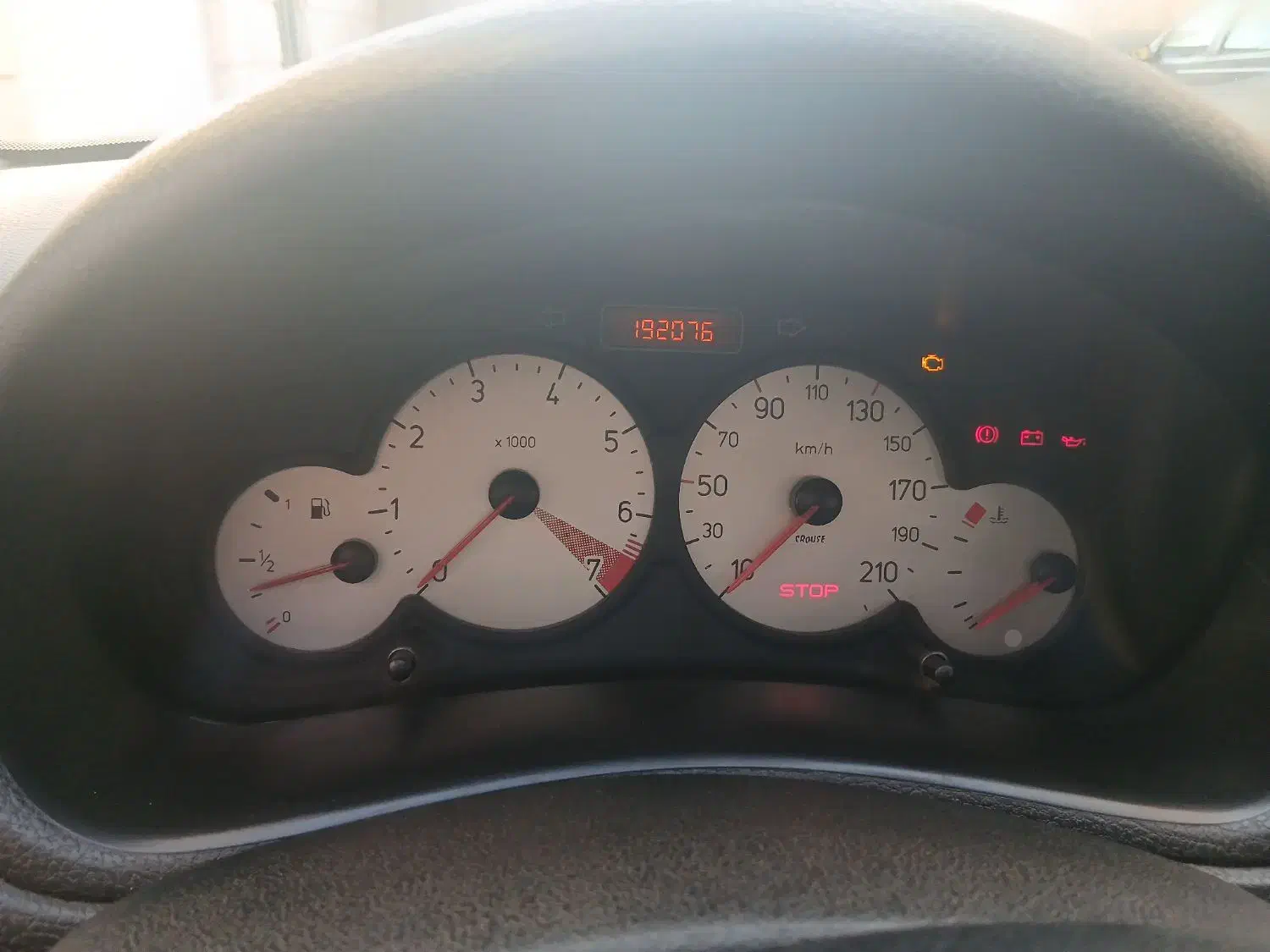 پژو ۲۰۶ صندوق دار v8 - 1395