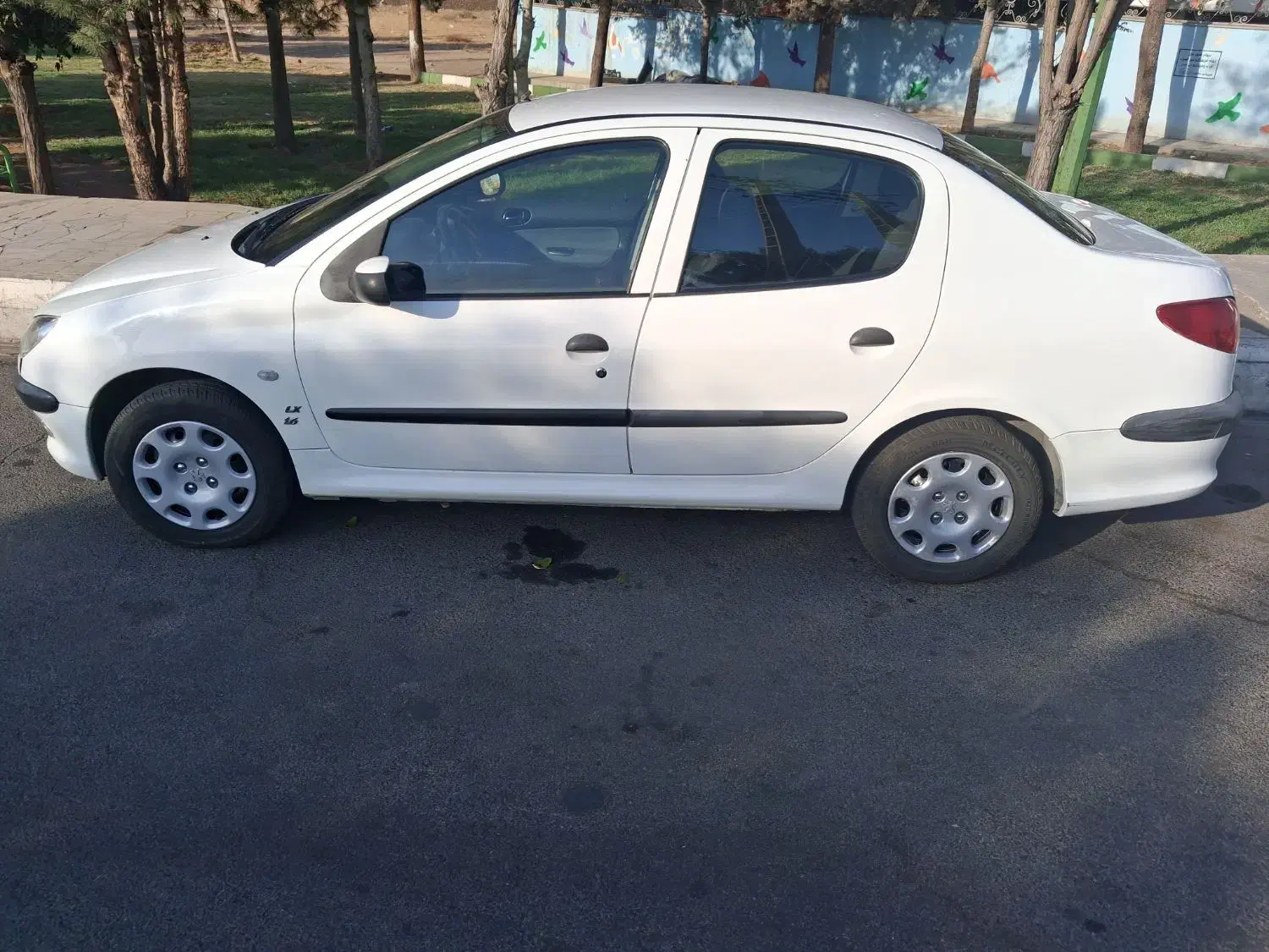 پژو ۲۰۶ صندوق دار v8 - 1398