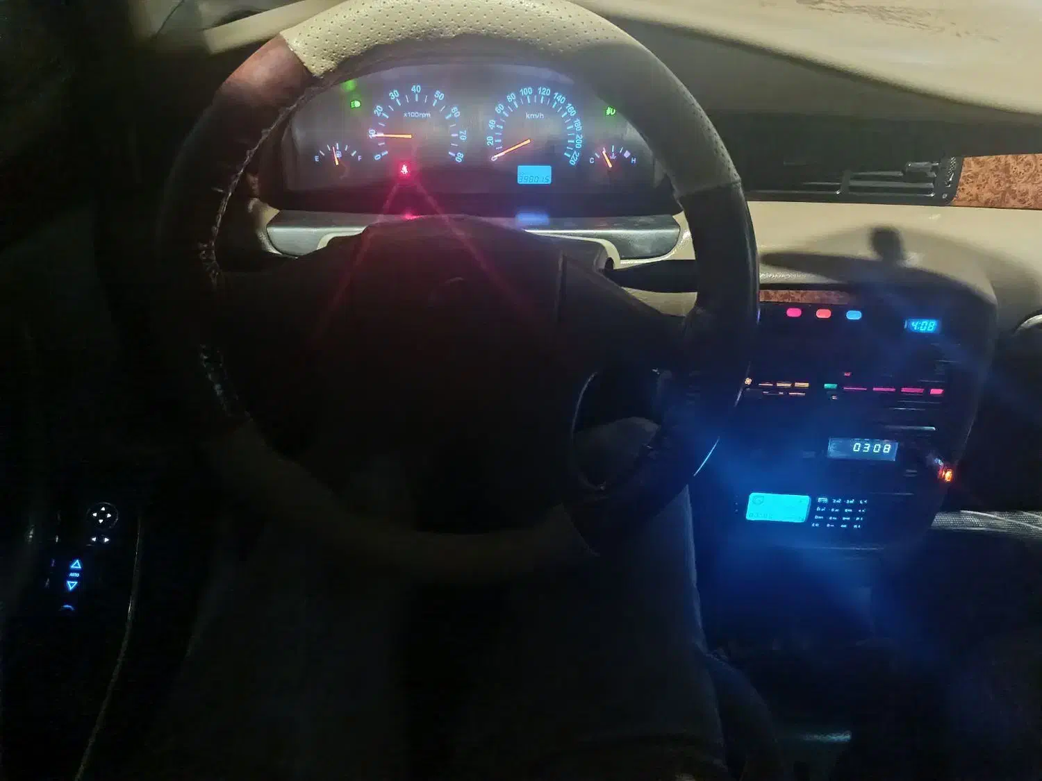 سمند LX XU7 - 1385