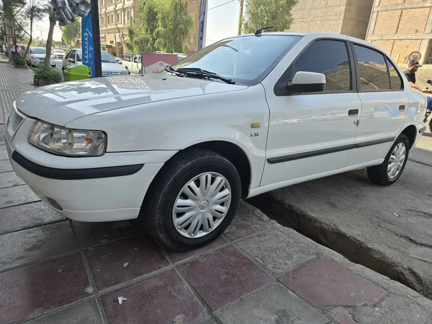 سمند LX XU7 - 1396