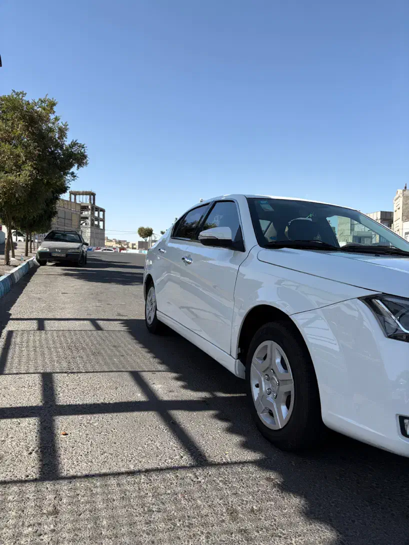 دنا پلاس ۵ دنده EF7 - 1402