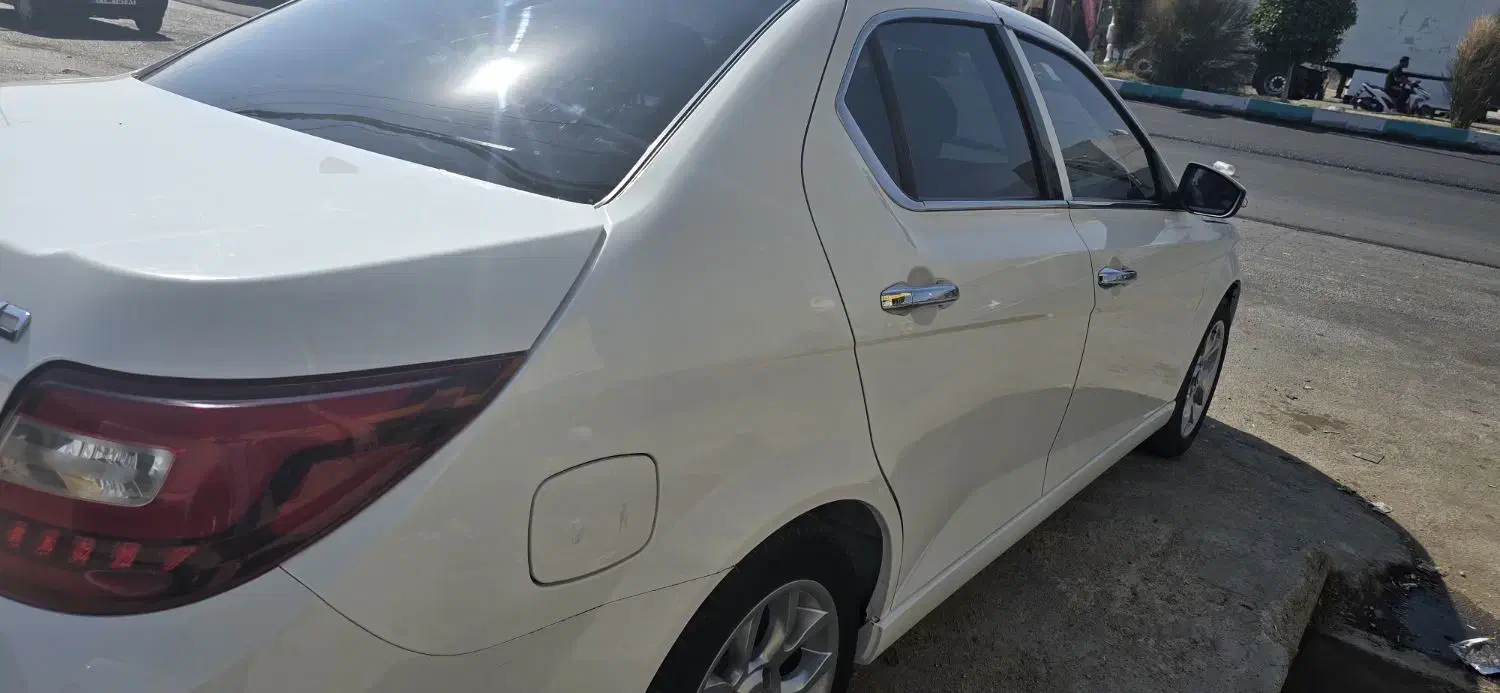 دنا پلاس ۵ دنده EF7 - 1400