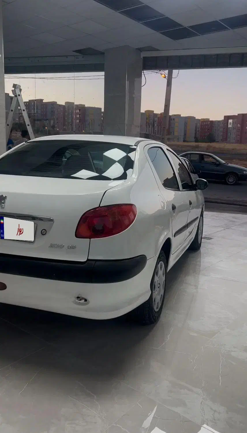پژو ۲۰۶ صندوق دار v8 - 1394