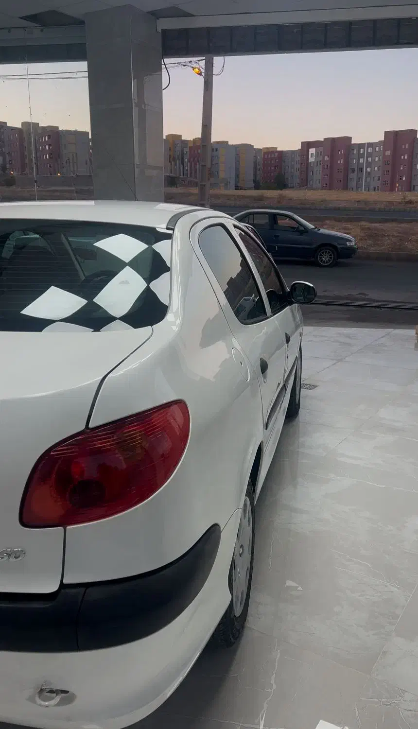پژو ۲۰۶ صندوق دار v8 - 1394