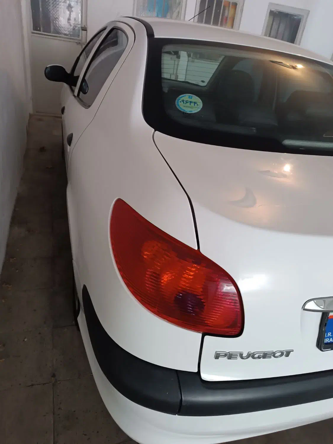 پژو ۲۰۶ صندوق دار v8 - 1399