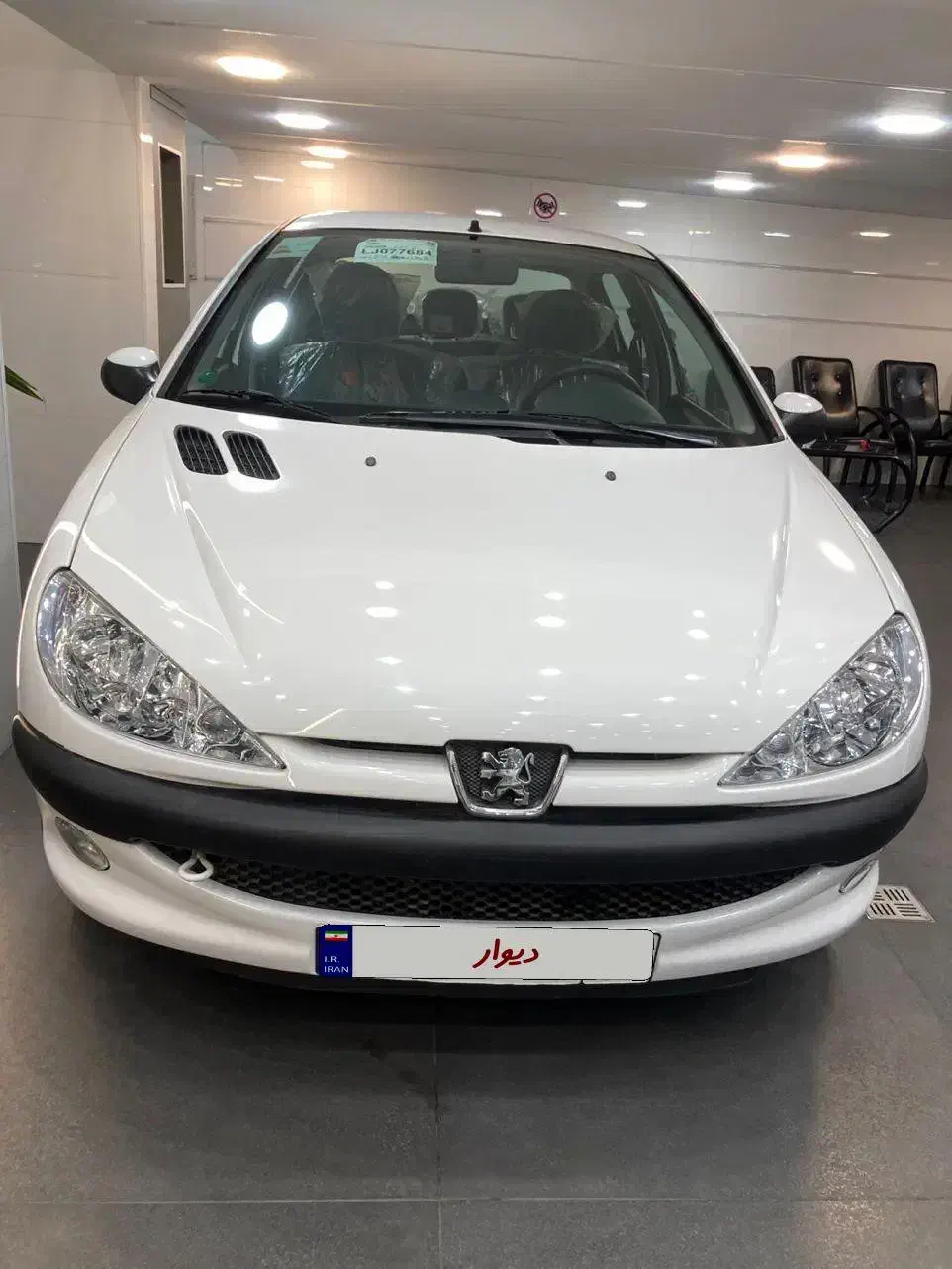 پژو ۲۰۶ صندوق دار v8 - 1399