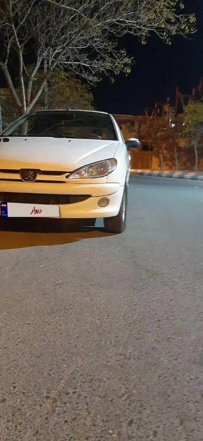 پژو ۲۰۶ صندوق دار v8 - 1389