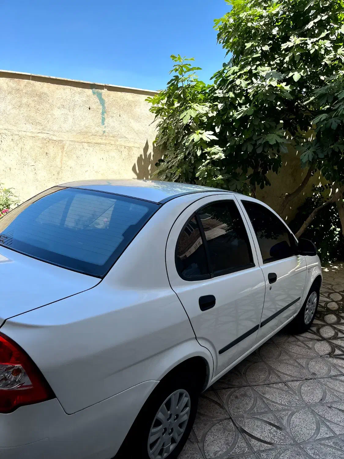 تیبا صندوق دار SX - 1398