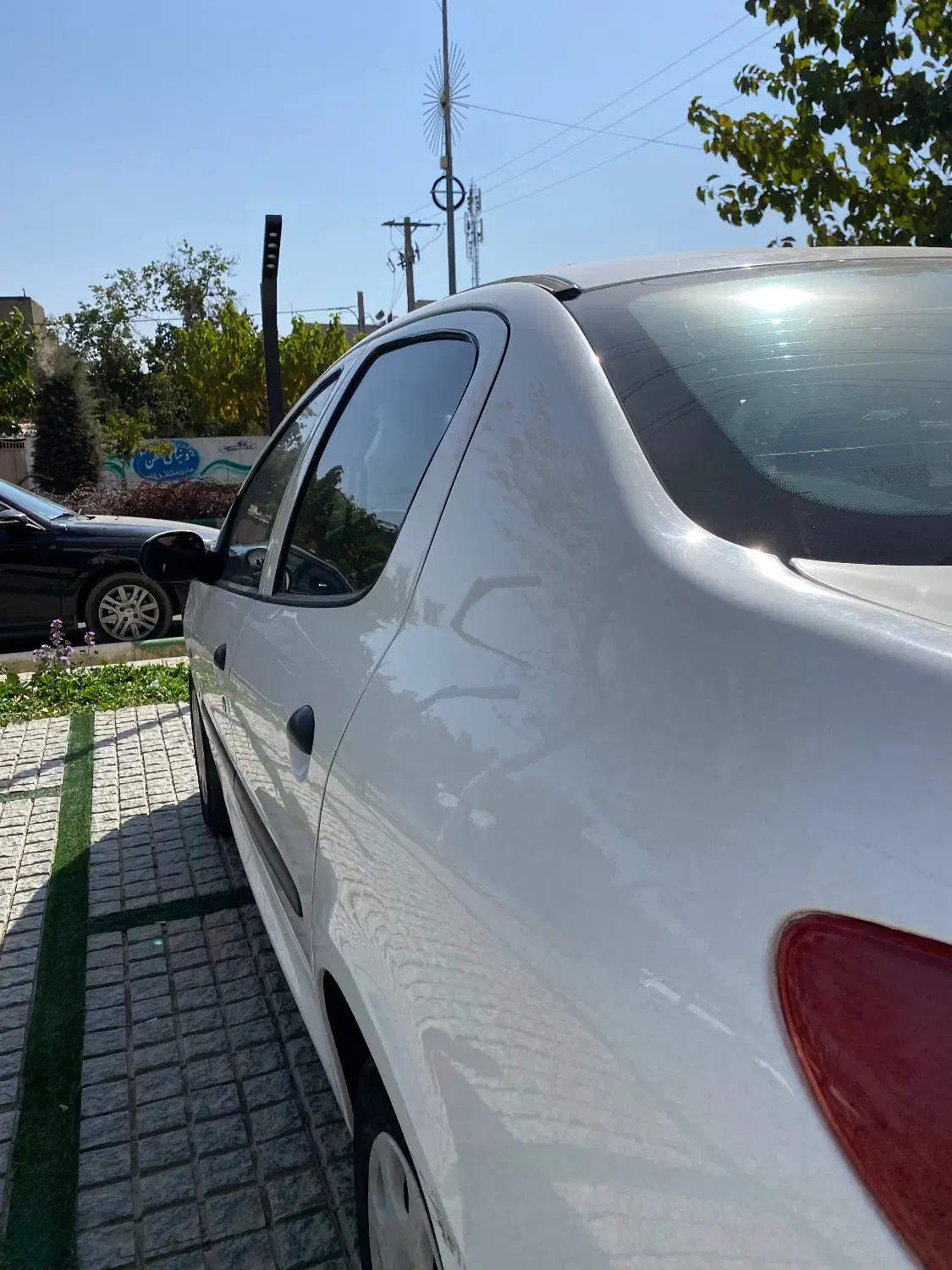 پژو ۲۰۶ صندوق دار v8 - 1394