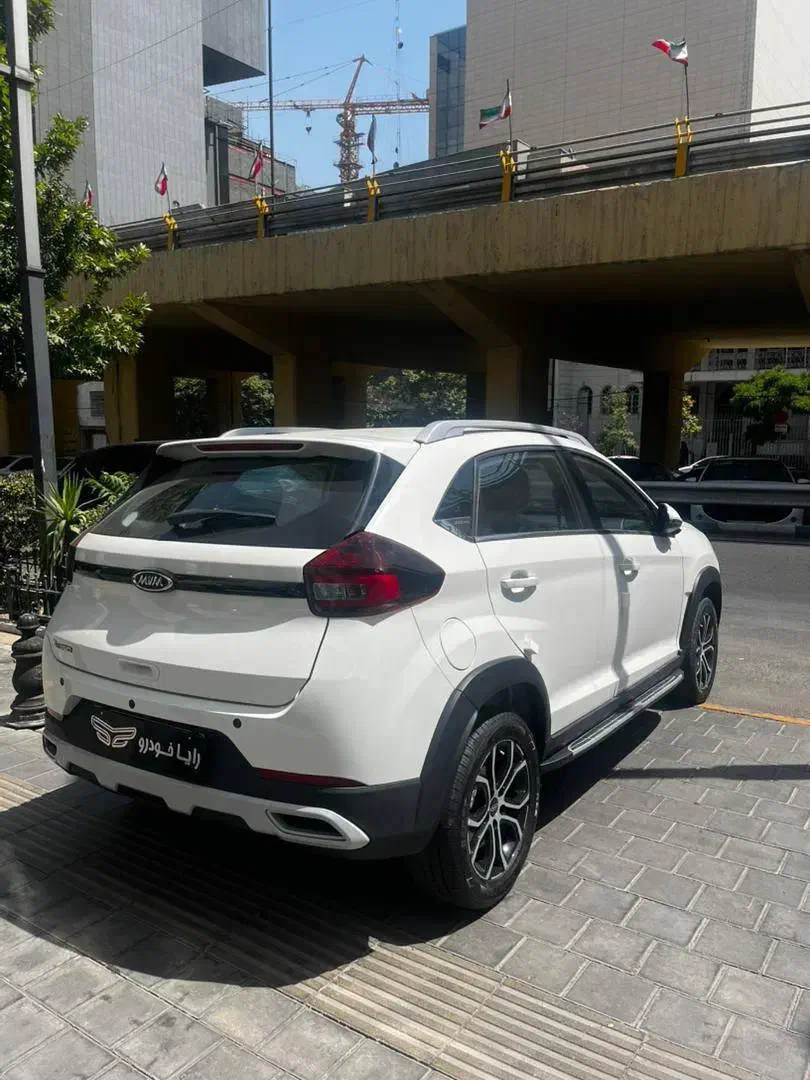 ام وی ام X22 پرو دنده‌ای - 1404