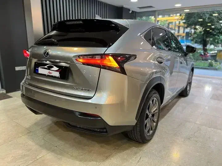 لکسوس NX هیبرید 300H - 2017