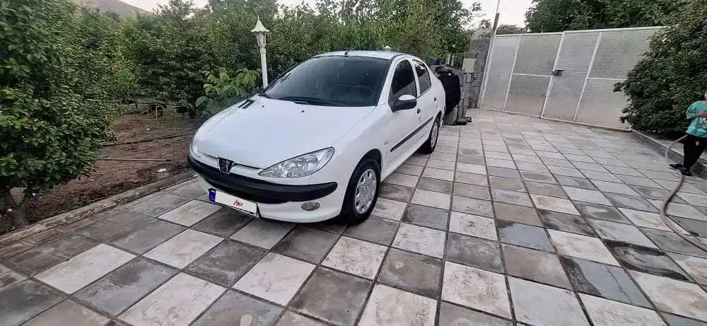 پژو ۲۰۶ صندوق دار v8 - 1396