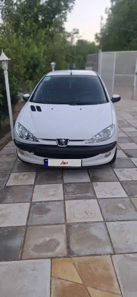پژو ۲۰۶ صندوق دار v8 - 1396