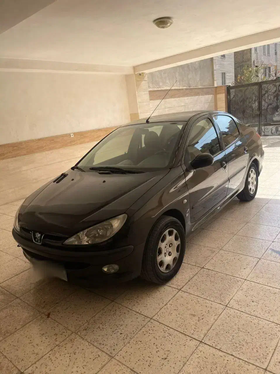 پژو ۲۰۶ صندوق دار v8 - 1394
