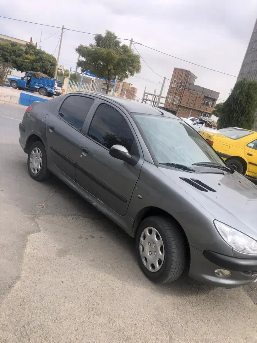 پژو ۲۰۶ صندوق دار v8 - 1393