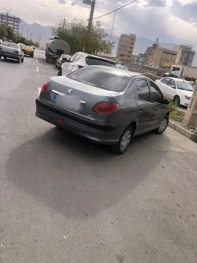 پژو ۲۰۶ صندوق دار v8 - 1393
