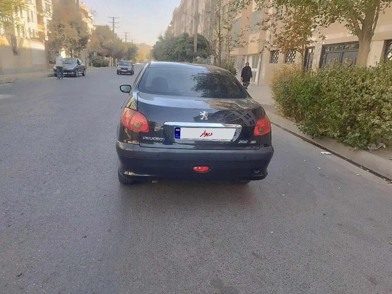 پژو ۲۰۶ صندوق دار v8 - 1397