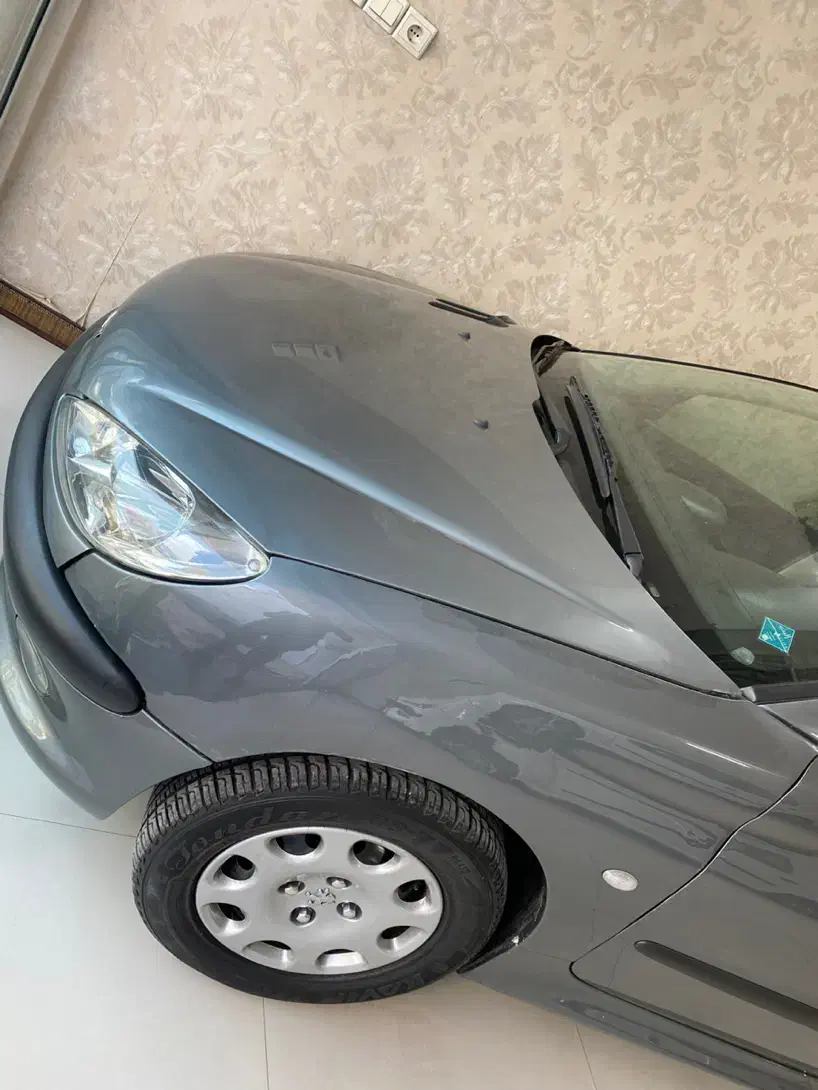 پژو ۲۰۶ صندوق دار v8 - 1390