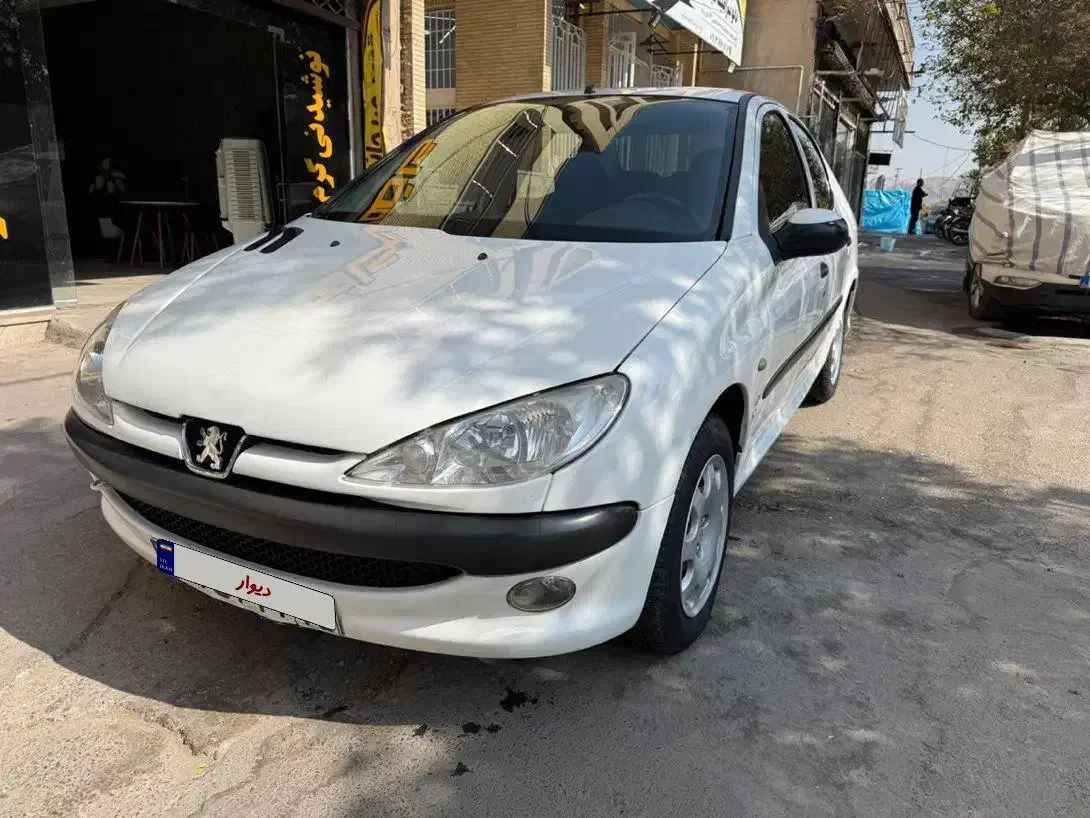 خودرو پژو، ۲۰۶ صندوق دار آگهی ann_20806284