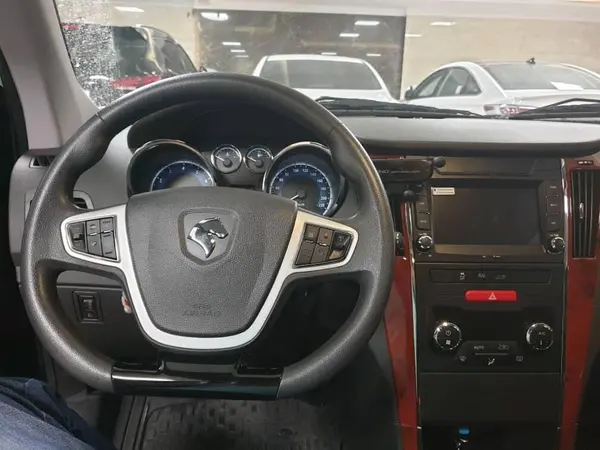 دنا پلاس ۶ دنده EF7p - 1403