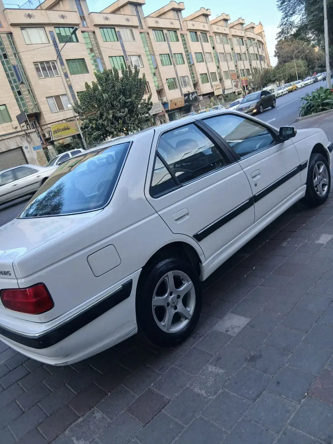 پژو پارس ELX-XU7P سفارشی - 1401