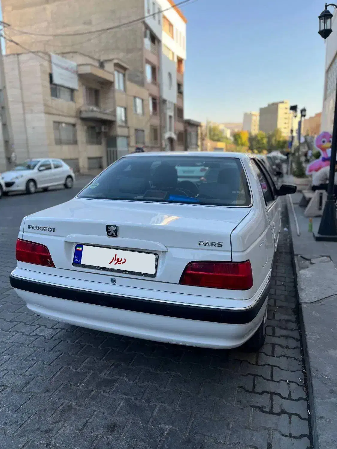 پژو پارس XU7P - 1402