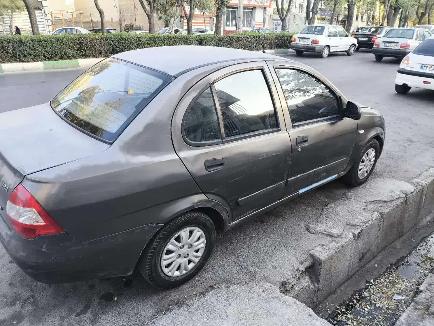تیبا صندوق دار SX - 1390