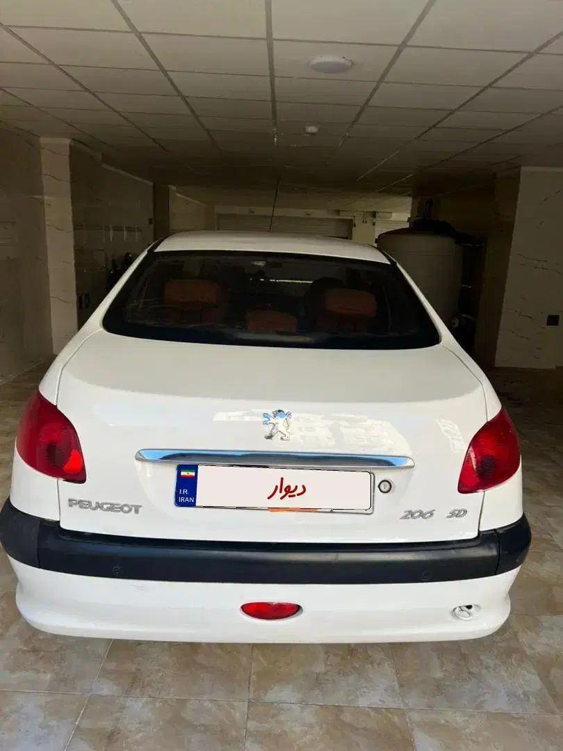 پژو ۲۰۶ صندوق دار v8 - 1397