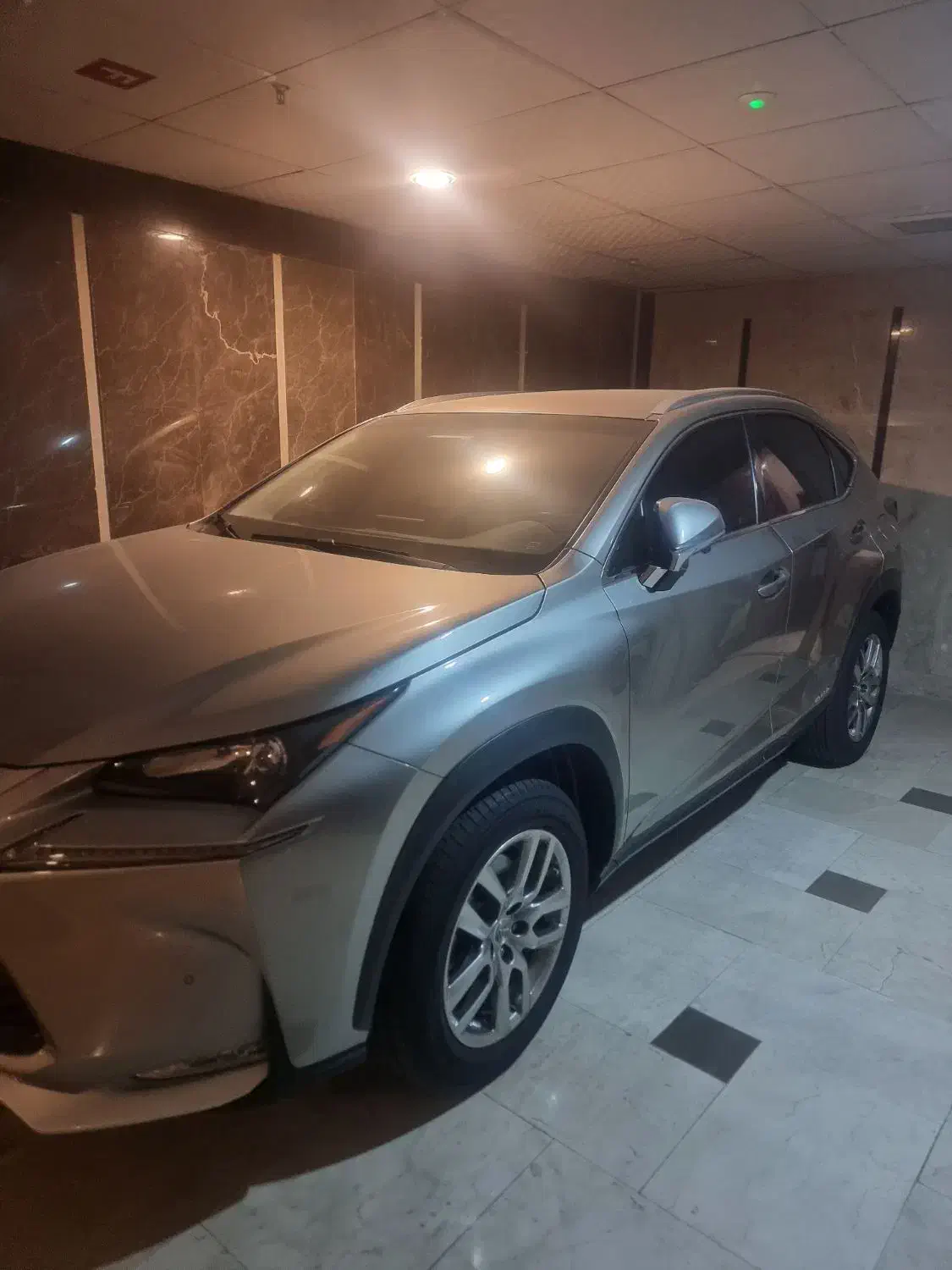 لکسوس NX هیبرید 300H Fsport - 2017
