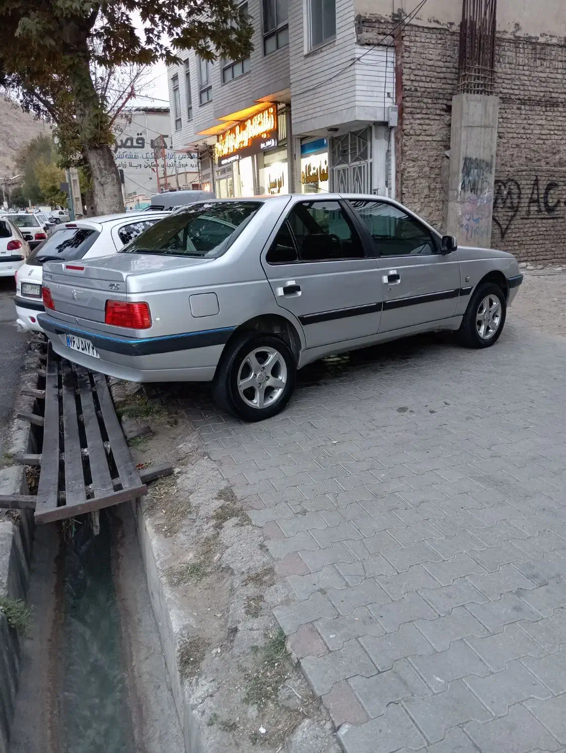 پژو 405 SLX بنزینی TU5 - 1390