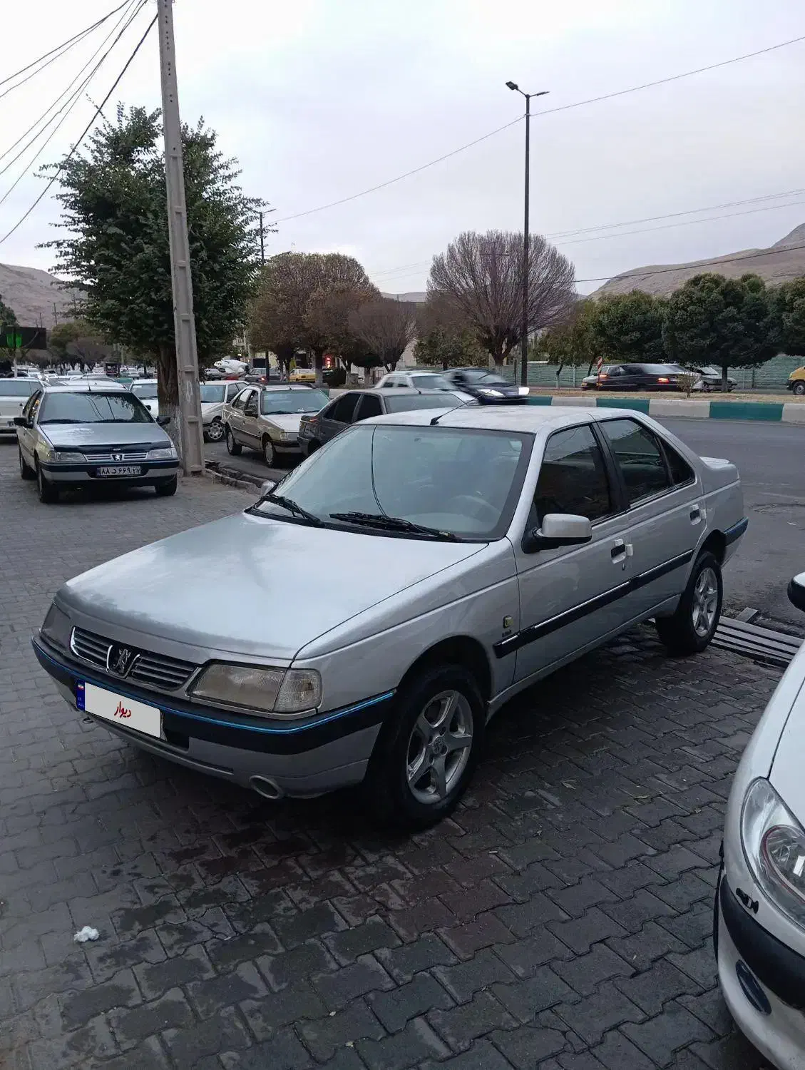 پژو 405 SLX بنزینی TU5 - 1390