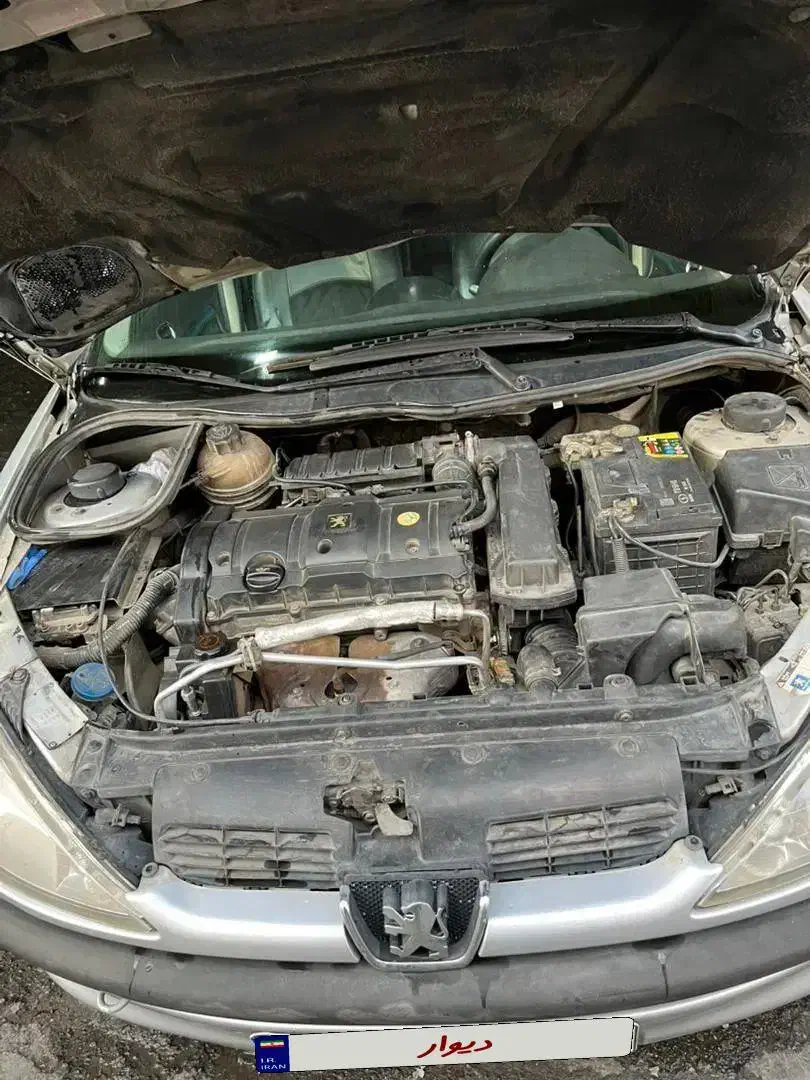 پژو ۲۰۶ صندوق دار v8 - 1385