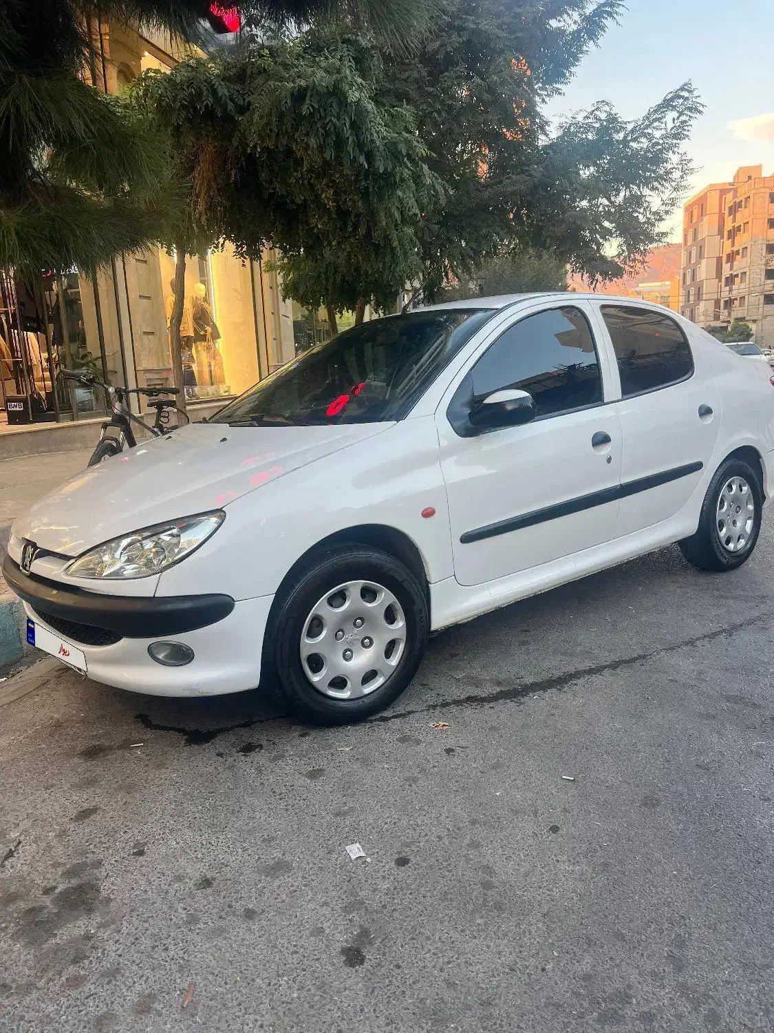 پژو ۲۰۶ صندوق دار v8 - 1394