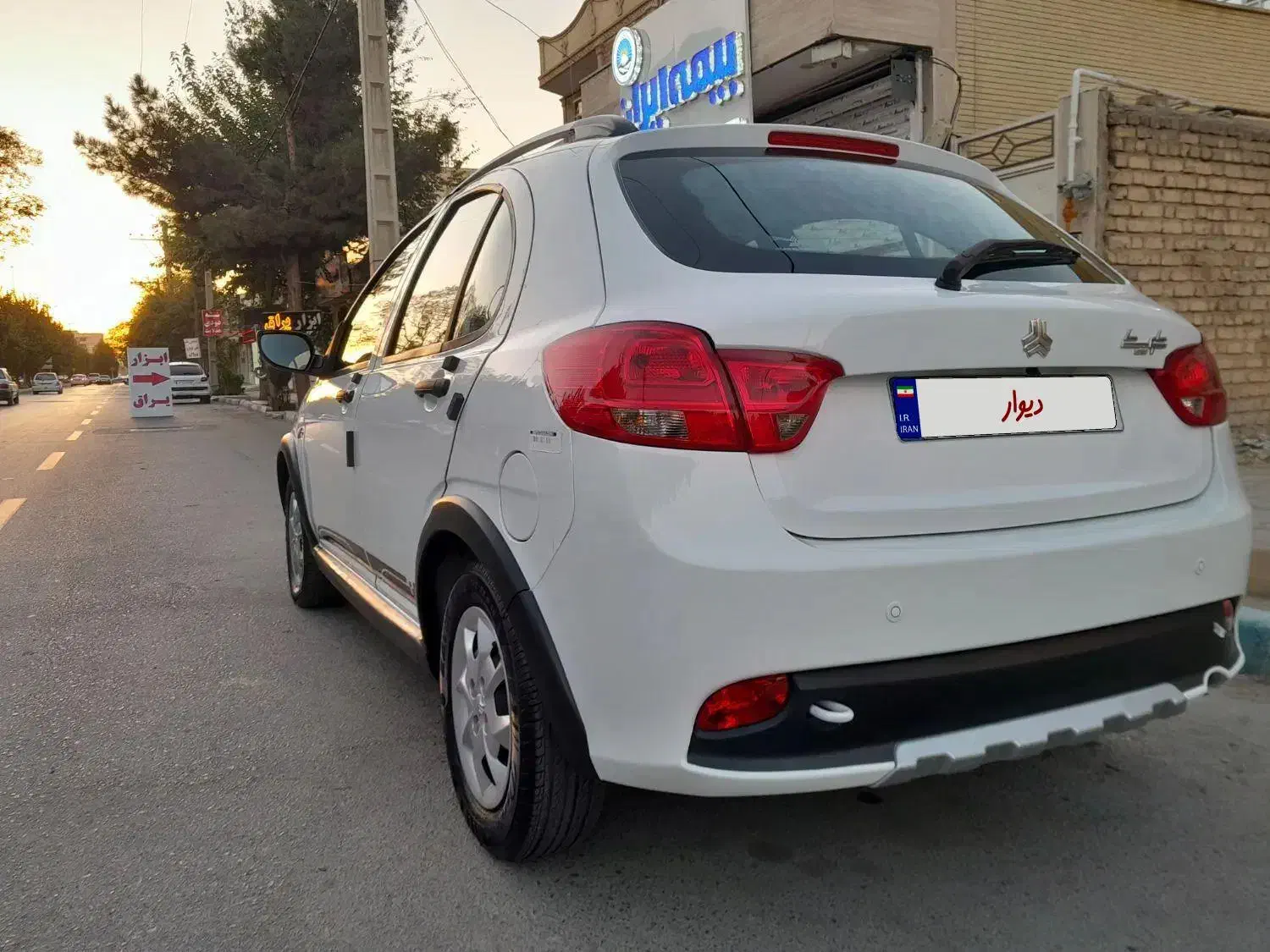 کوییک R دنده‌ای - 1402