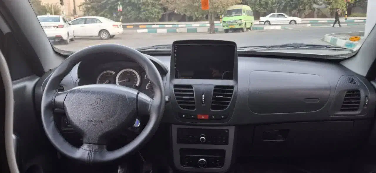 کوییک R دنده‌ای - 1399