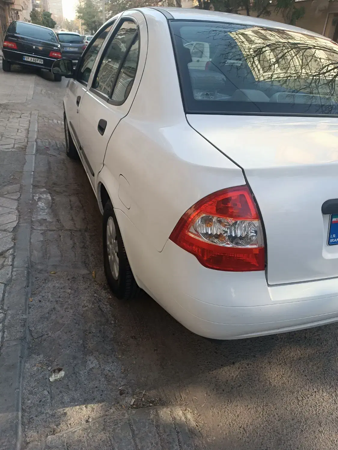 تیبا صندوق دار EX - 1400