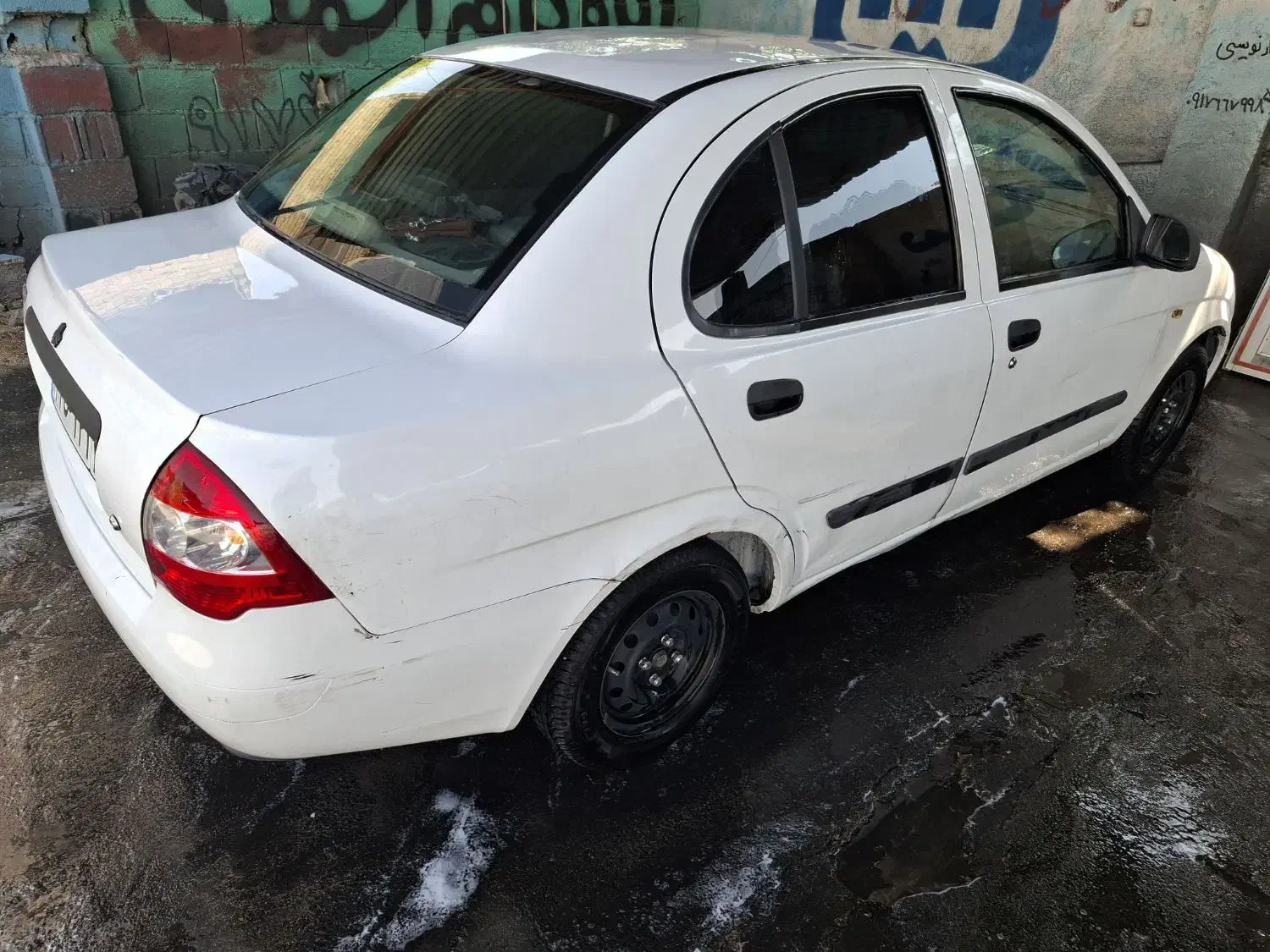 تیبا صندوق دار SX - 1392