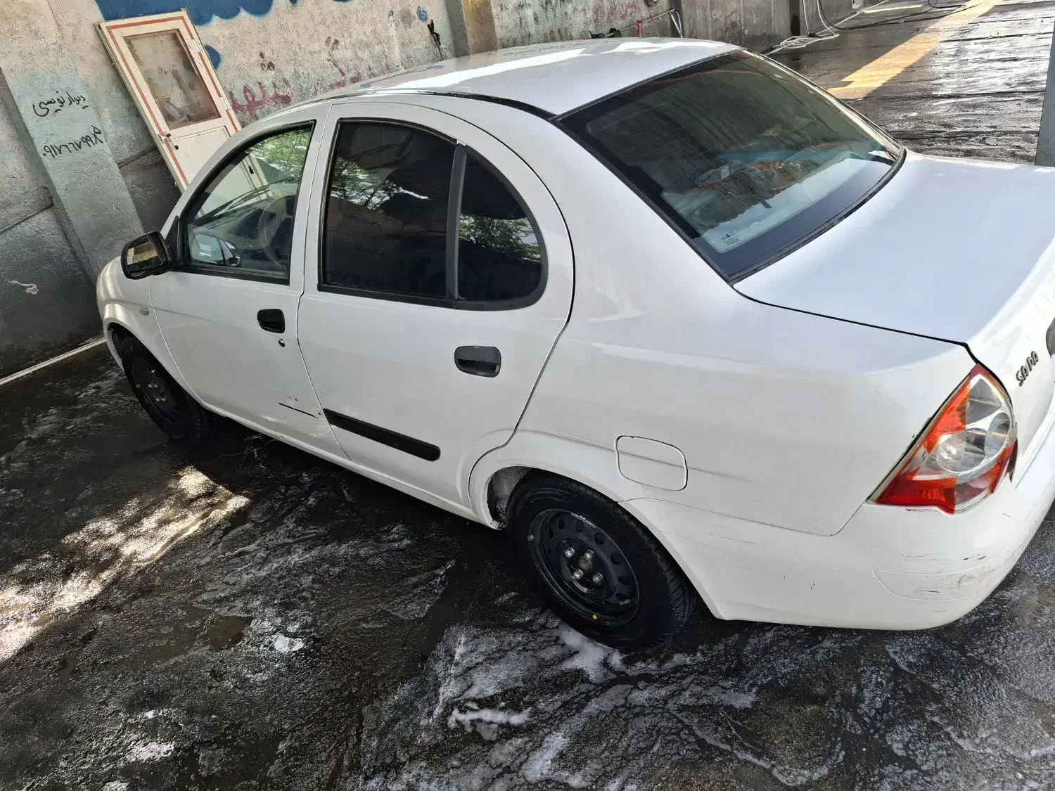 تیبا صندوق دار SX - 1392