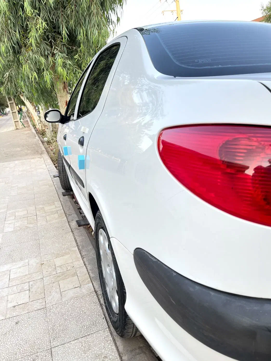 پژو ۲۰۶ صندوق دار v8 - 1395