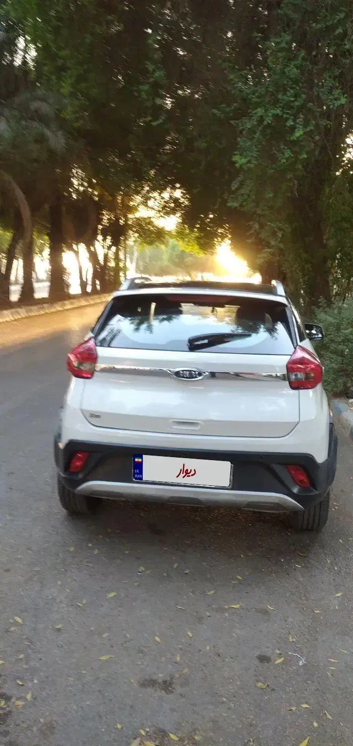 ام وی ام X22 پرو دنده‌ای - 1396