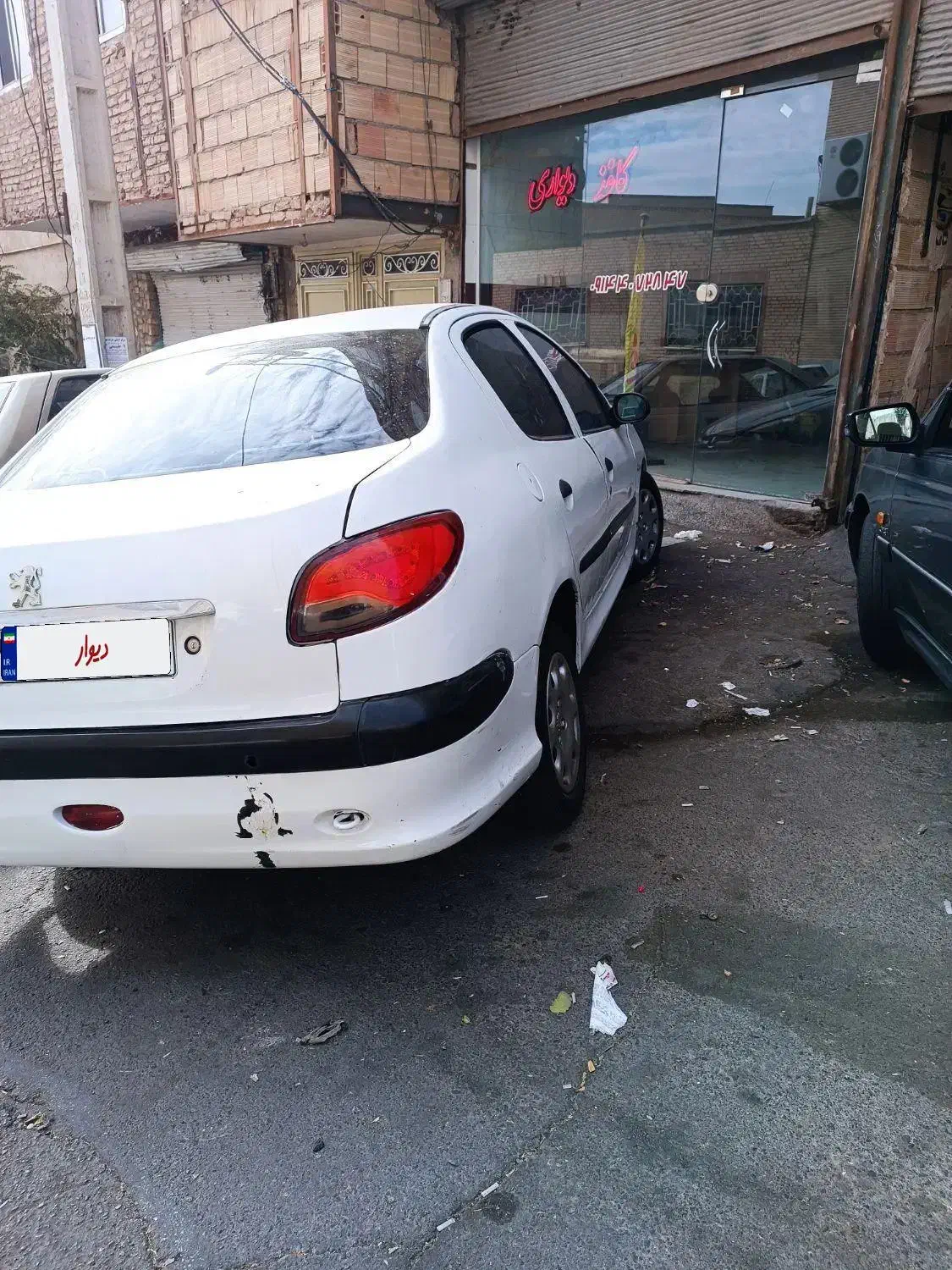 پژو ۲۰۶ صندوق دار v8 - 1390