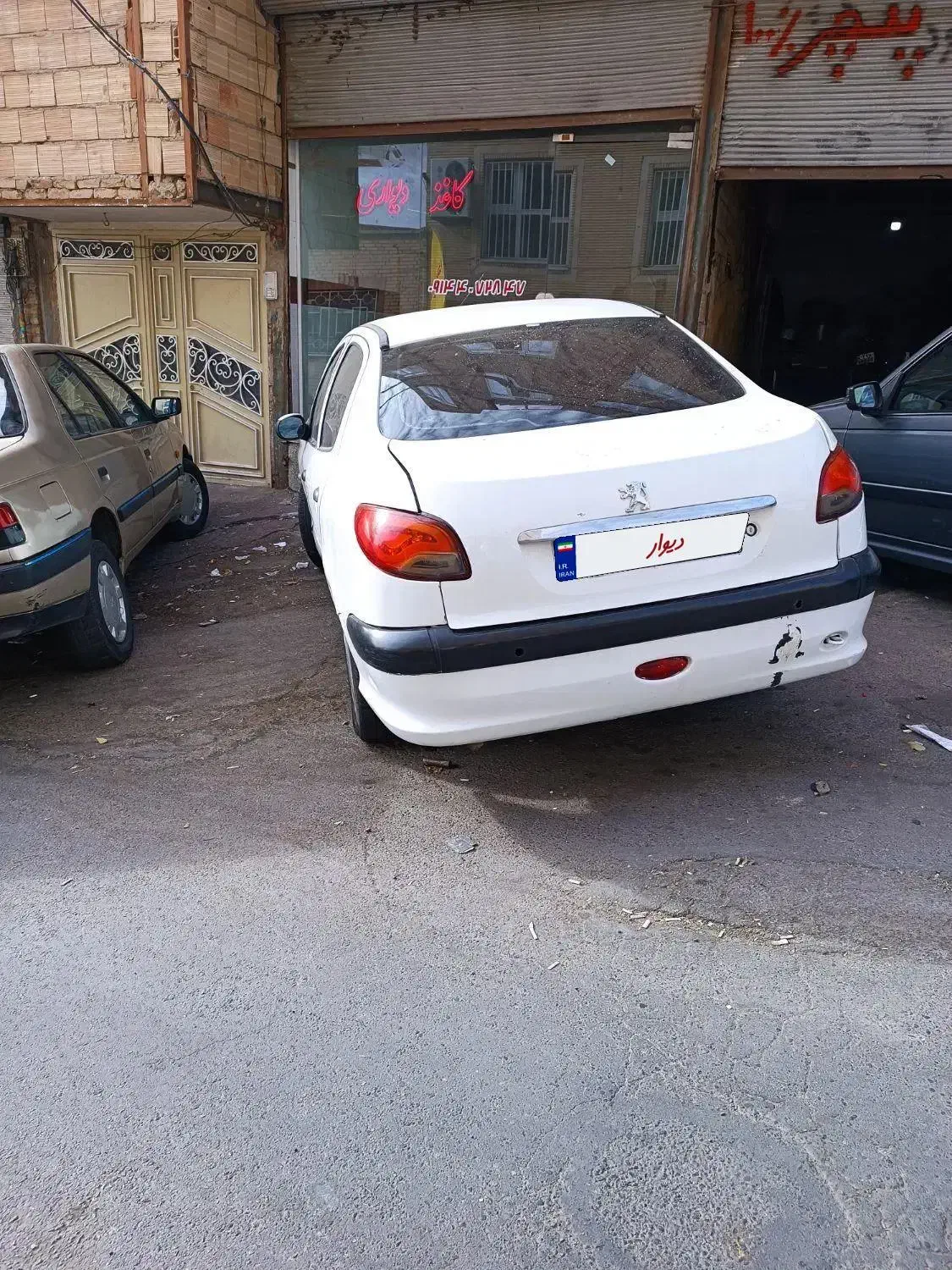 پژو ۲۰۶ صندوق دار v8 - 1390