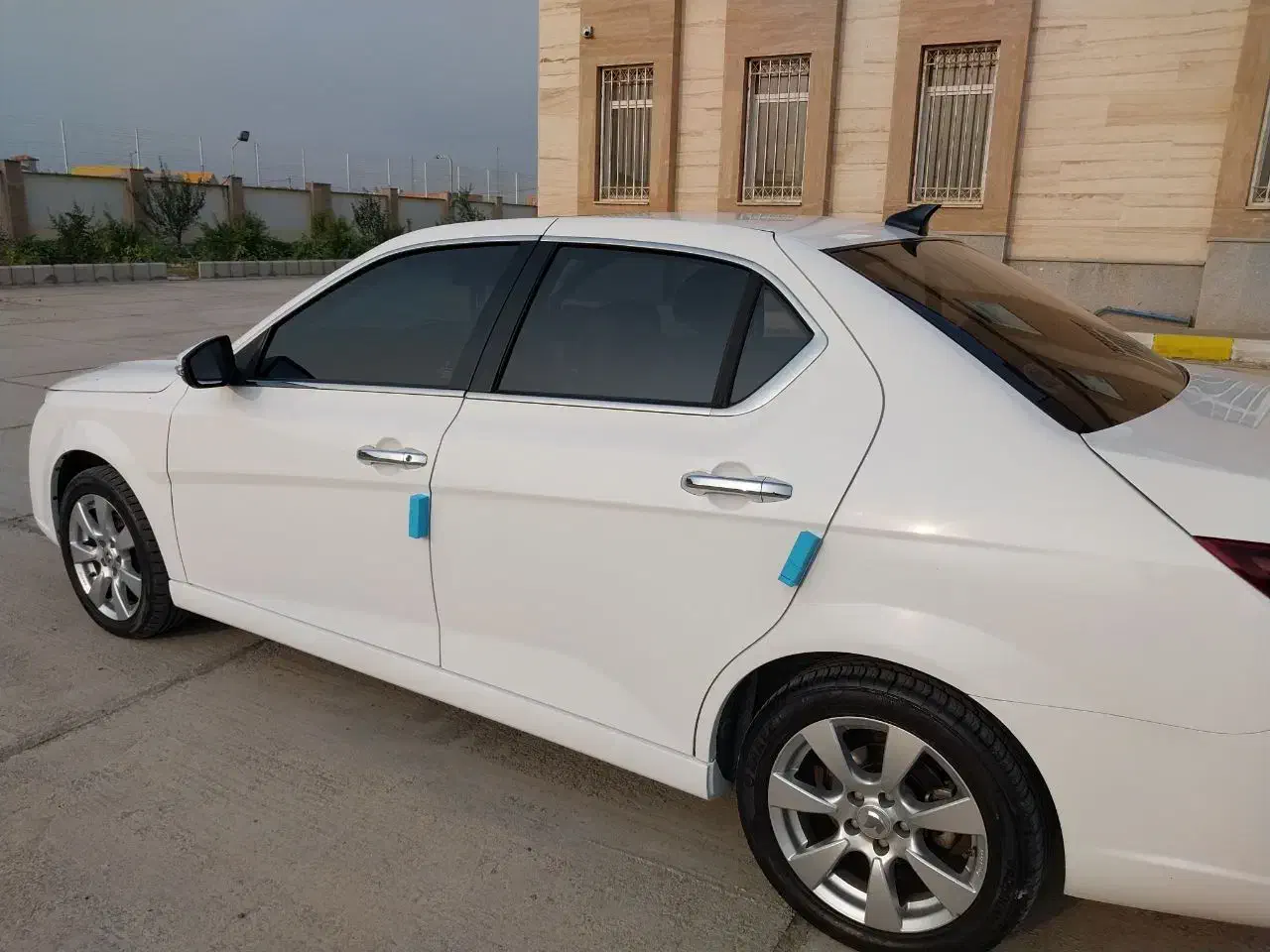 دنا پلاس توربو 6 دنده - 1402