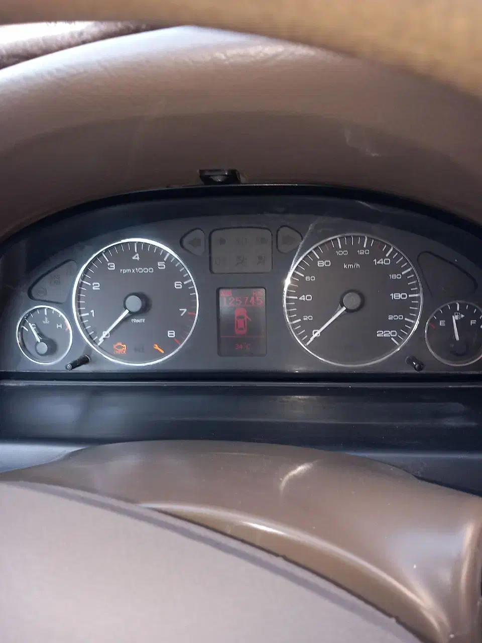 سمند LX XU7 - 1399