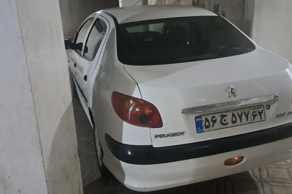 پژو ۲۰۶ صندوق دار v8 - 1390