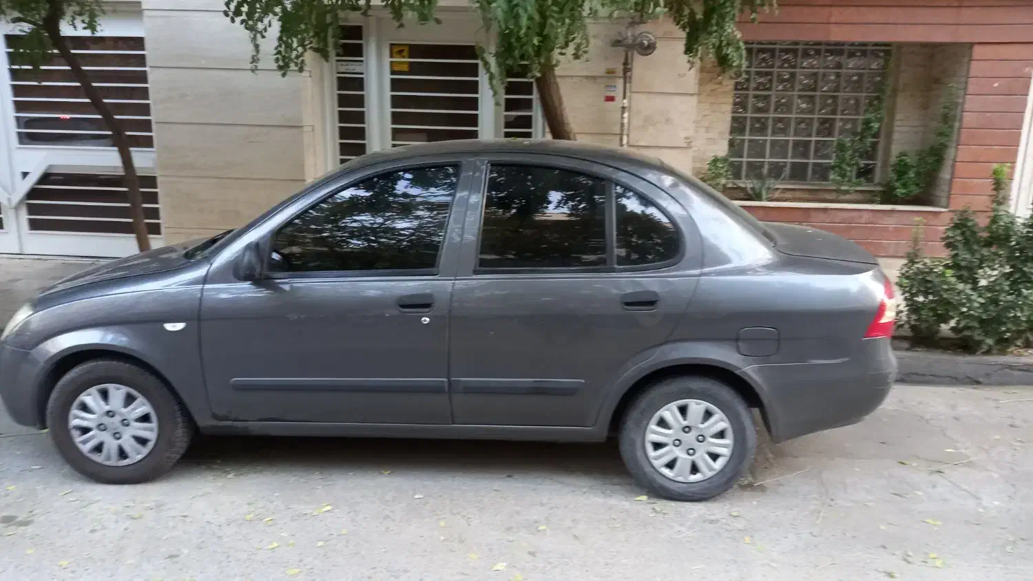 تیبا صندوق دار SX - 1393