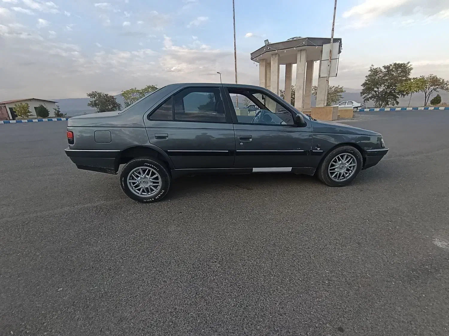 پژو 405 SLX بنزینی TU5 - 1389