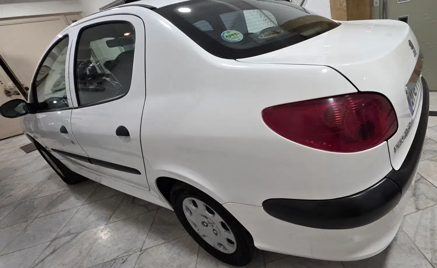 پژو ۲۰۶ صندوق دار v8 - 1399