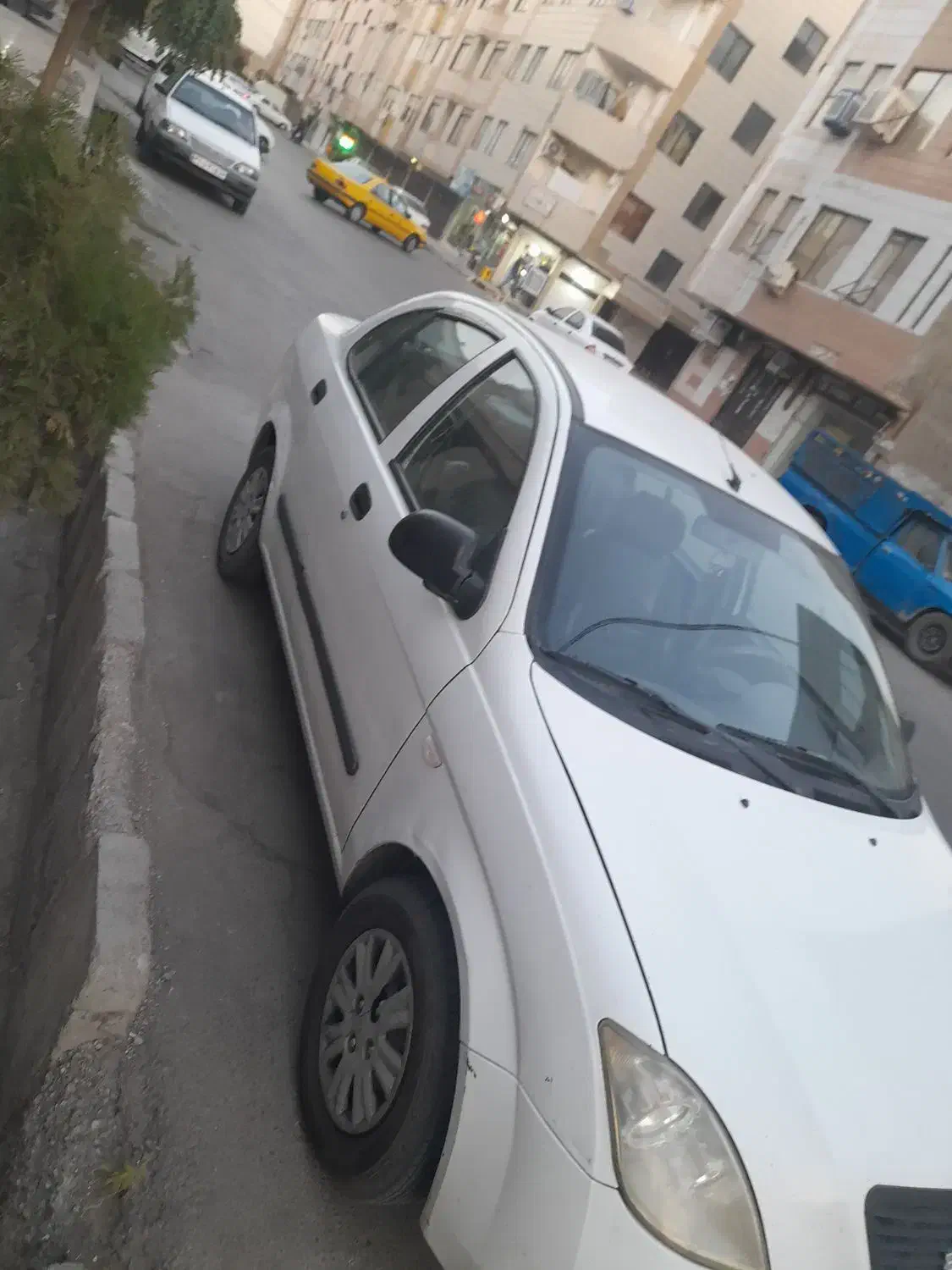 تیبا صندوق دار SX - 1393
